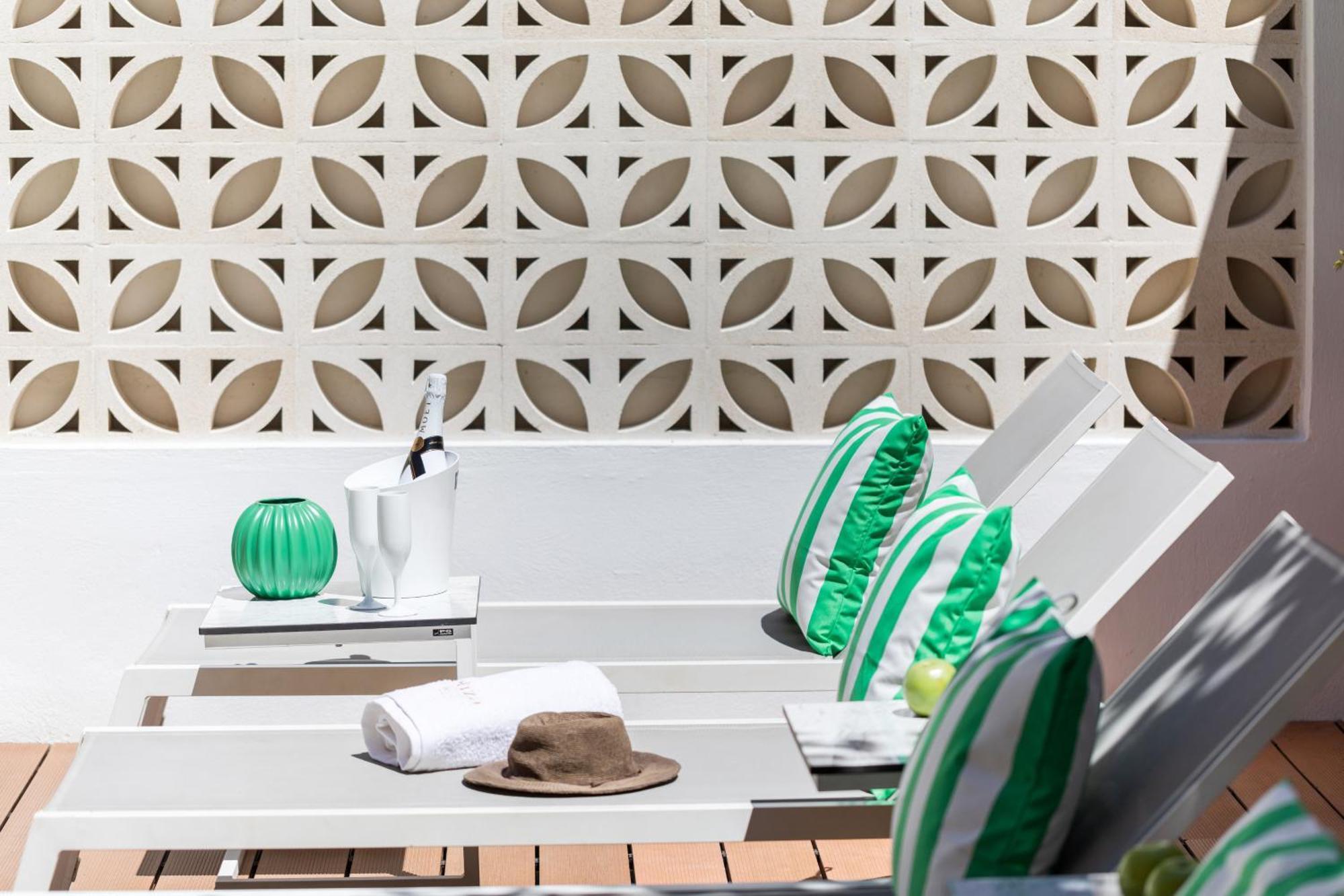 Eliza Hotel By Panel Hospitality Neoi Poroi Exterior photo